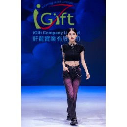 Fashionable outfit, hot girl style short T-shirt, autumn lace-up short sleeves at the back, high waist and slim fit, bottoming shirts and tops for women, design European and American y2k retro micro-flare jeans, custom tie-dyed straight casual pants, mode Fashionable outfit, hot girl style short T-shirt, autumn lace-up short sleeves at the back, high waist and slim fit, bottoming shirts and tops for women, design European and American y2k retro micro-flare jeans, custom tie-dyed straight casual pants, mode